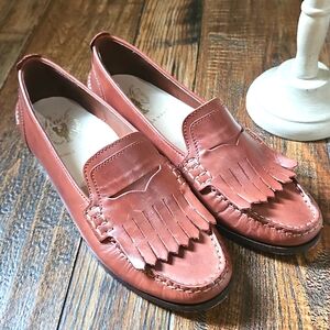 New Cole Haan Woman's Tan Brown Leather Loafers‎ /Flats with Fringe Detail.